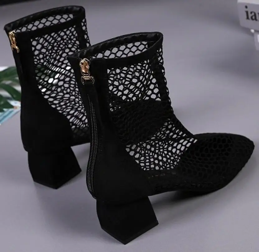 CHAISHOU Summer New Women Sandals 2019 Fashion Boots Baotou Sexy Mesh Openwork Thick Heel Pumps krasovki Famela B-474