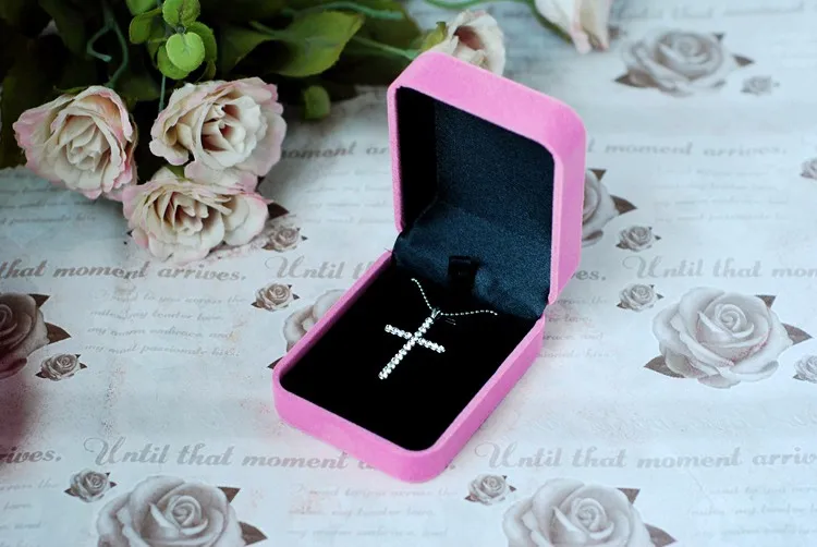 pink pendant box (4)