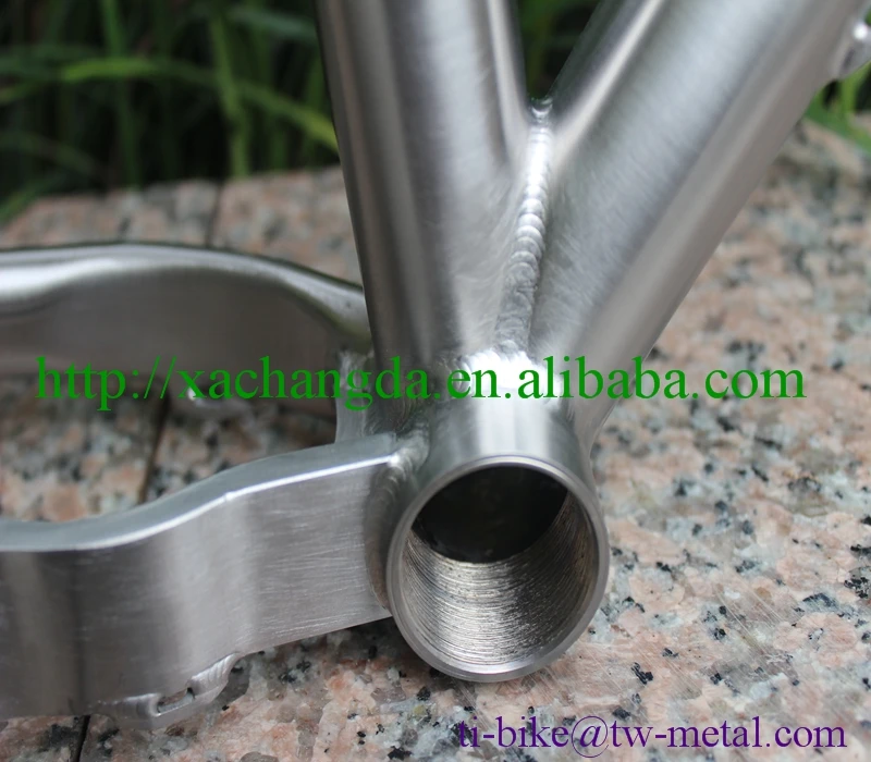 Titanium MTB frame3