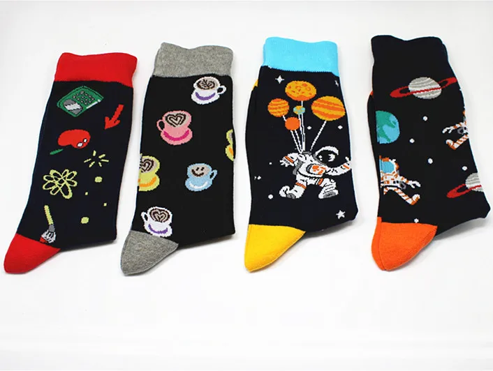 Новые оригинальные красочные Для Мужчин's чесаный хлопок повседневное платье, носки с изображением космонавта панда утка рисунок забавное нижнее белье катания на скейтборде для подарков