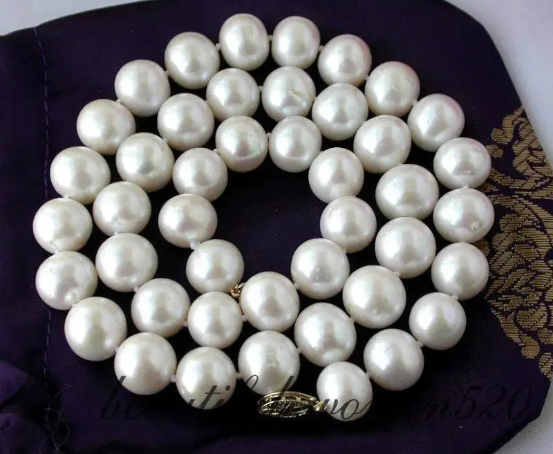 

classic 11-12mm round freshwater white pearl necklace 18"925silver