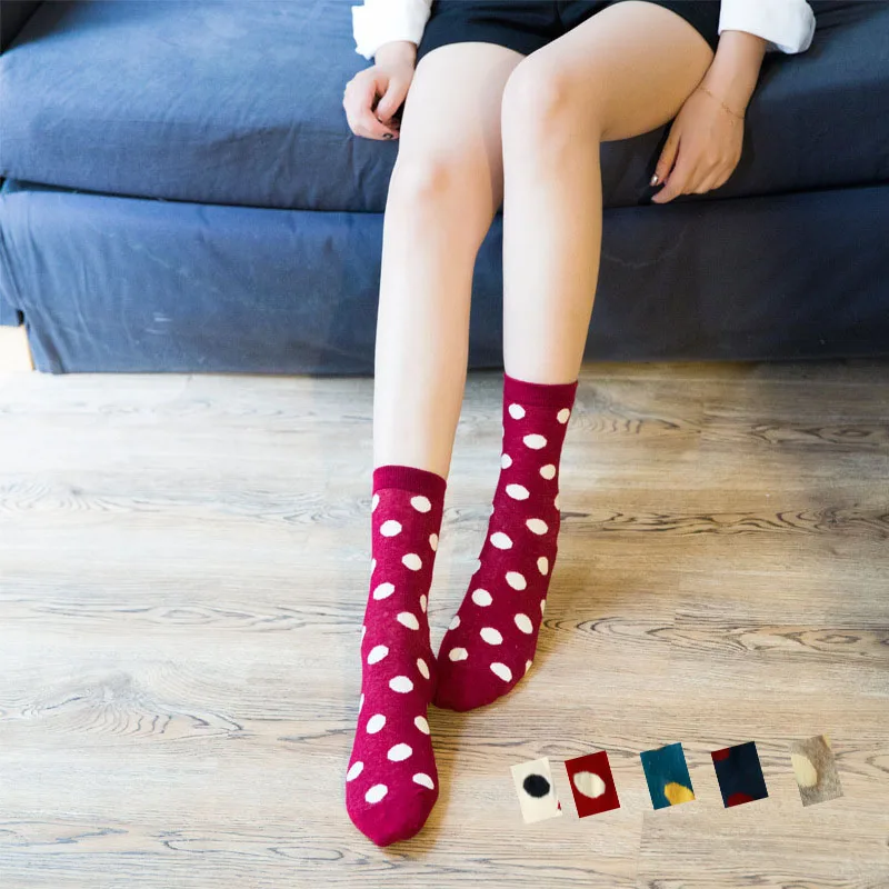 

Warm Cotton Female Dot Hip Hop Cool Art Casual Socks Women Wire Red Couples Skateboard Dot Happy Socks Spring Modern Sock