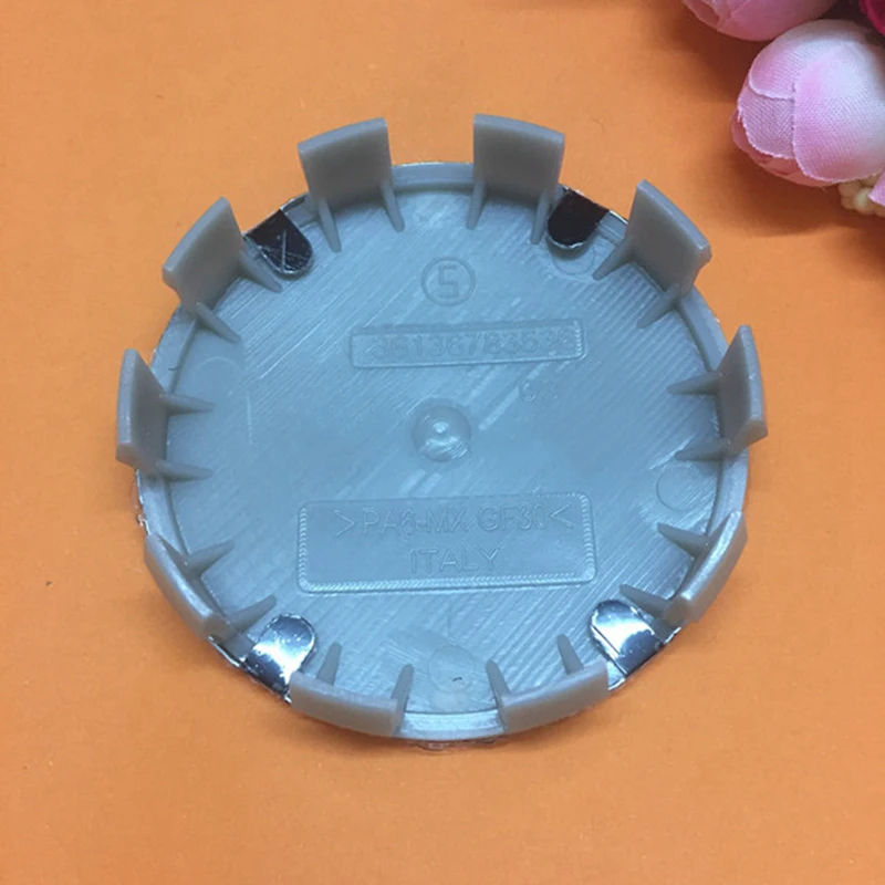 

100pcs 68mm 10pin Wheel Center Caps Hubcap Badges Rim Caps Emblems for 1 3 5 7 Series 36136783536 Car Styling
