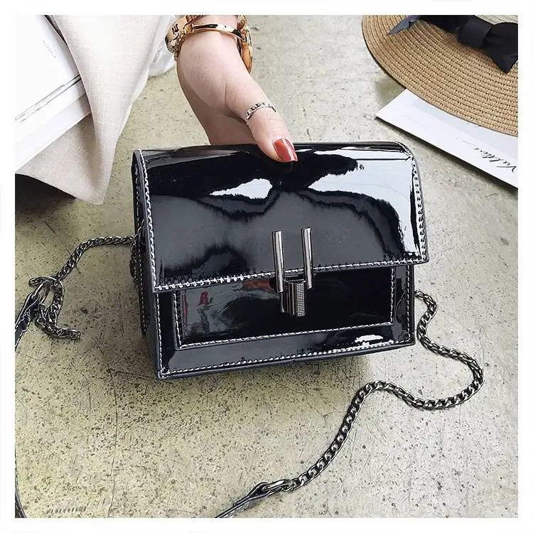 

Youbroer New Fashionable Metallic Bright Chain Chain Patent Leather Lock Buckle Small Square Bag Single Shoulder Cross Body Bag