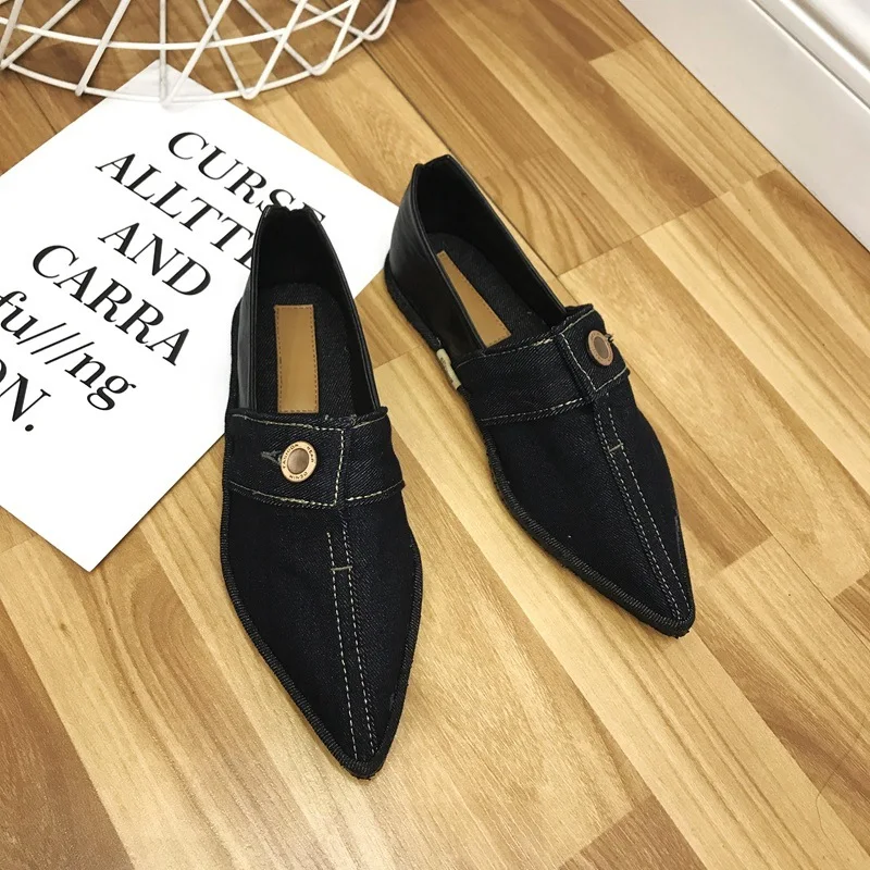 

2018 autumn new fashion simple pointed denim flat shoes women trend comfortable wild casual shoes.