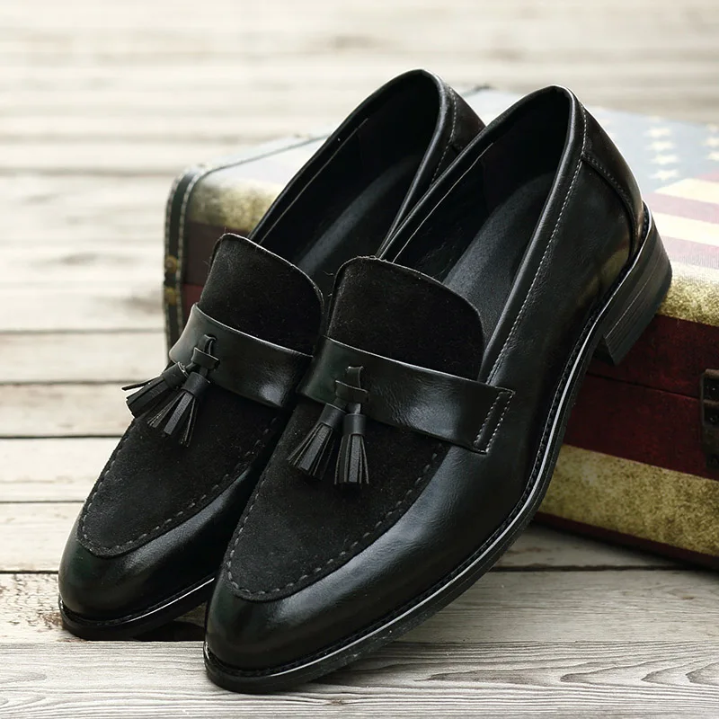 Misalwa/мужские лоферы для вождения; цвет коричневый; Современные Мокасины с острым носком и кисточками для мужчин; классическая Свадебная обувь без застежки; Прямая - Цвет: Black loafer