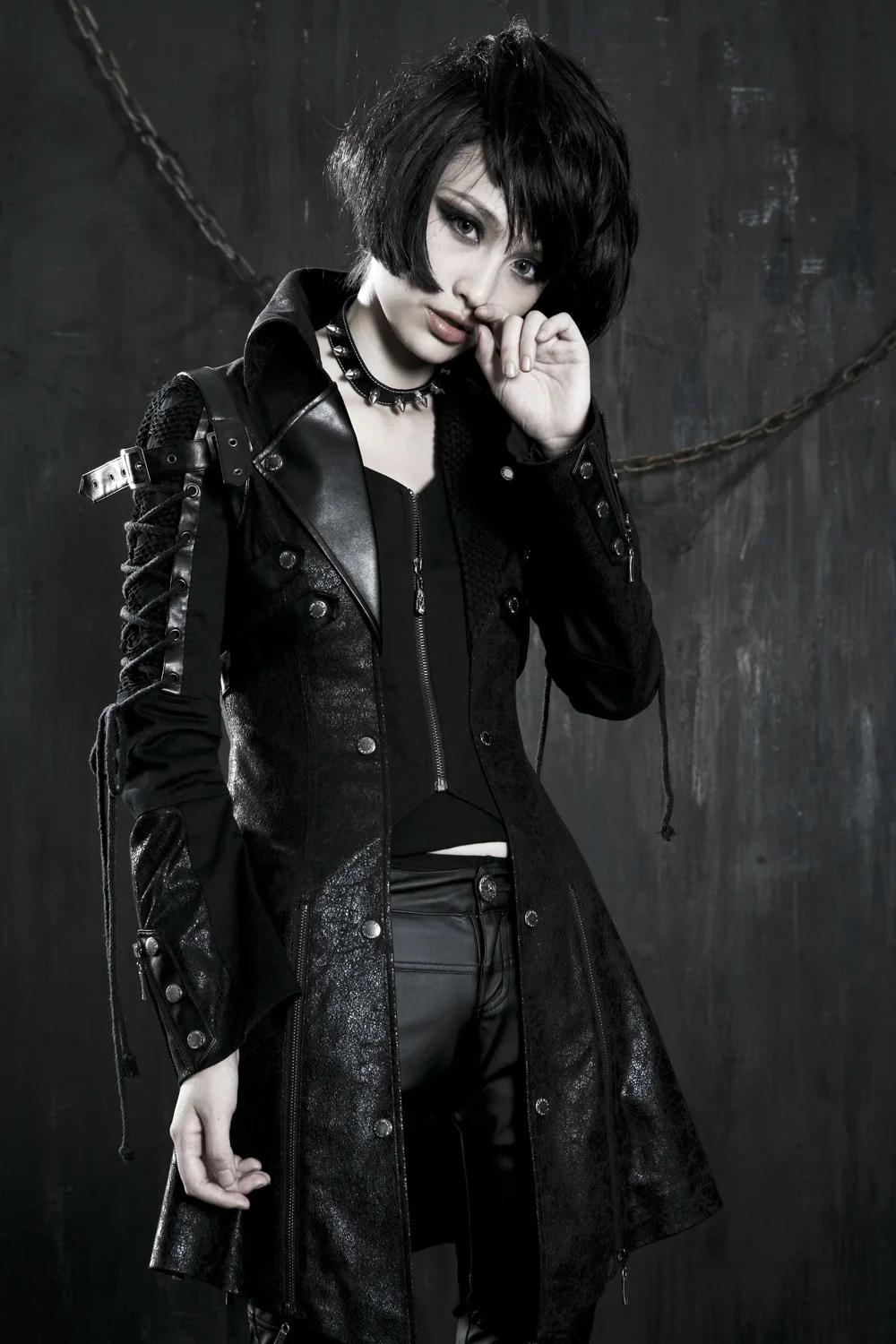 

PUNK RAVE Gothic special hot rubber full sleeve Punk female Leather coat Y-349