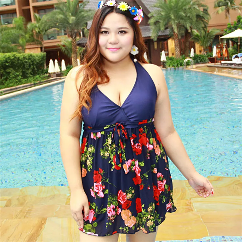 fat ladies in swimming suit