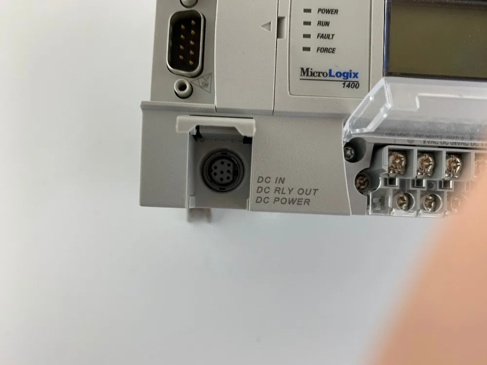 (Б/у) 1766 L32BXB 1766L32BXB Allen Bradley micrhyperx 1400 PLC быстрая доставка|plc micrologix| |
