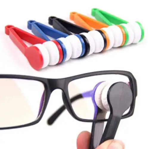 

Useful Colors Mini Glasses Eyeglass Microfiber Cleaner