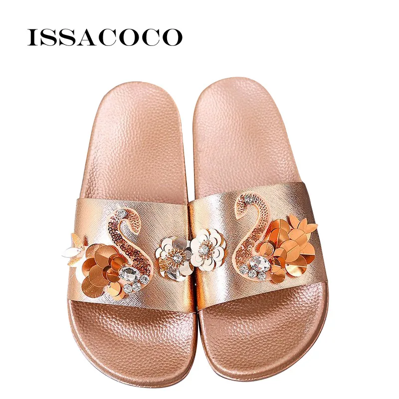 

ISSACOCO Women's Indoor Flat Bling Swan Slippers Non-slip Indoor Slippers Rhinestone Flowers Slippers Women Beach Flip Flops
