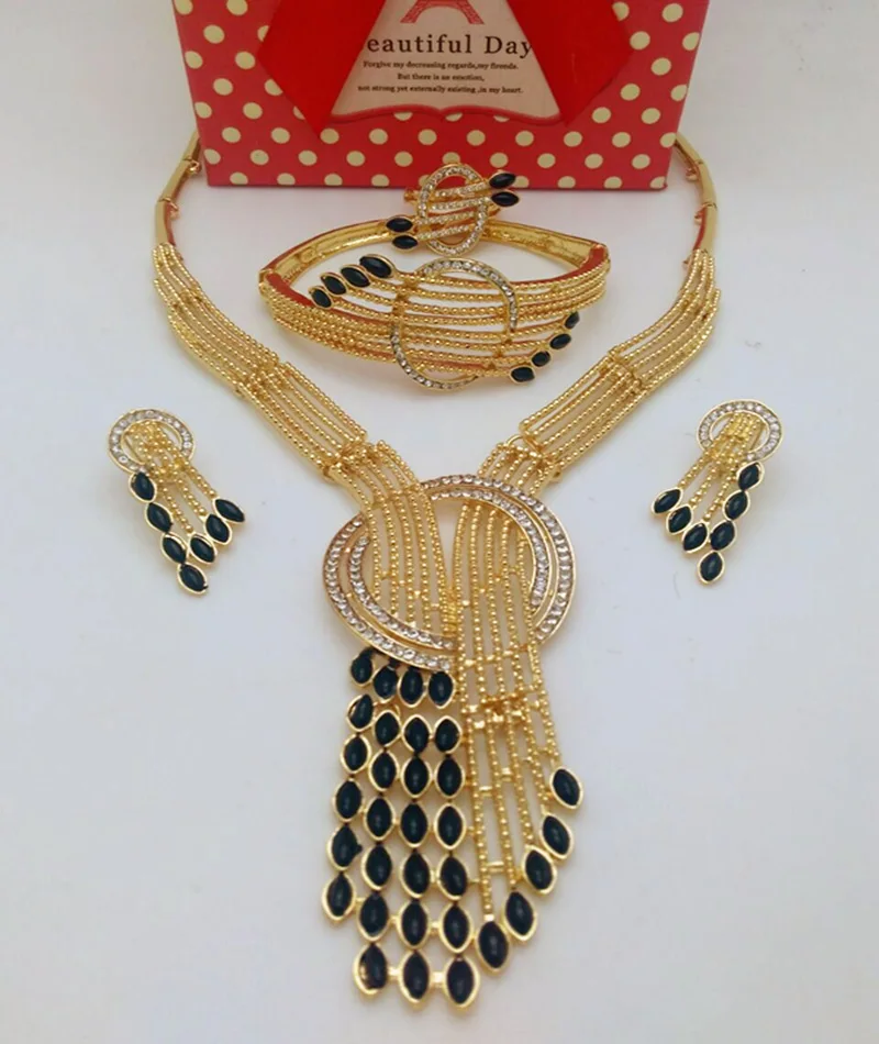 

2017 Top quality Wedding Accessories Gold-color jewellery Floating Charms Vogue Woman Costume African Jewelry Sets Gift Wedding