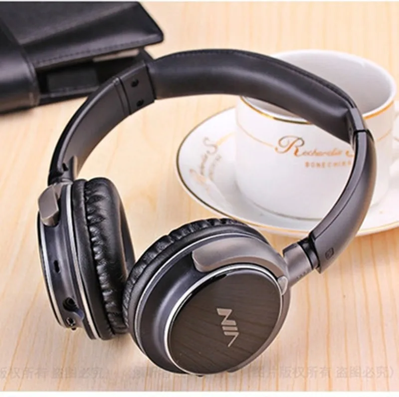 Wireless Bluetooth FM MP3 Earphone Headset Support Micro SD TF Card Headphones USB data cable