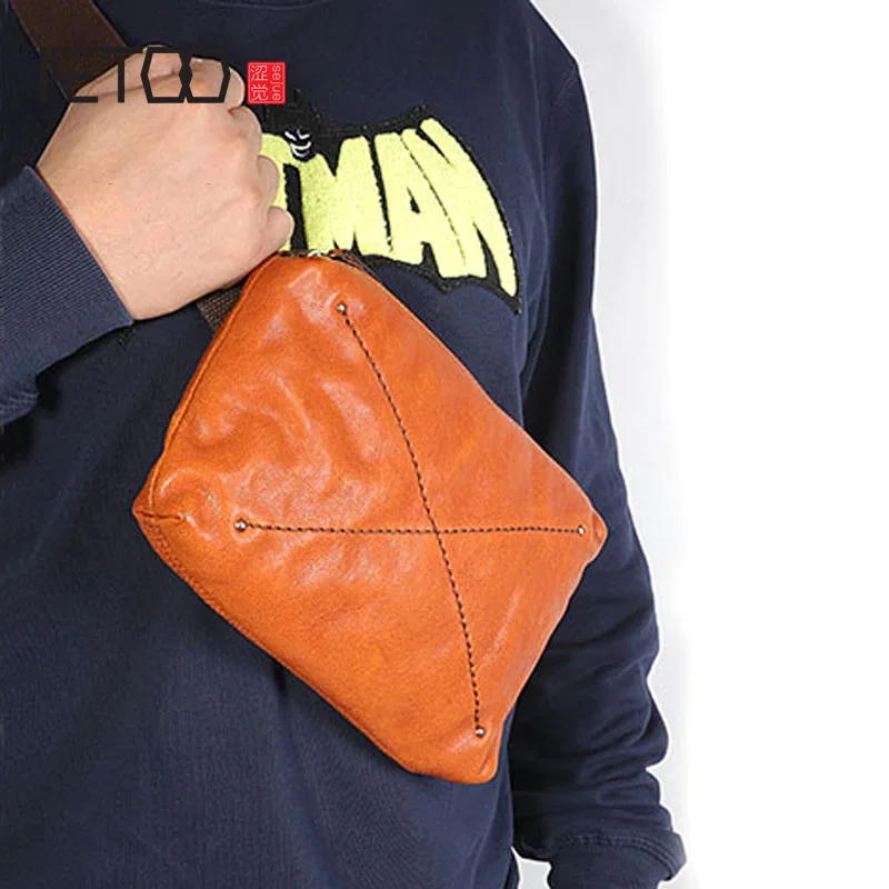 

AETOO Original retro handmade suede leather men's leather chest pocket pockets mini casual Messenger bag youth tide