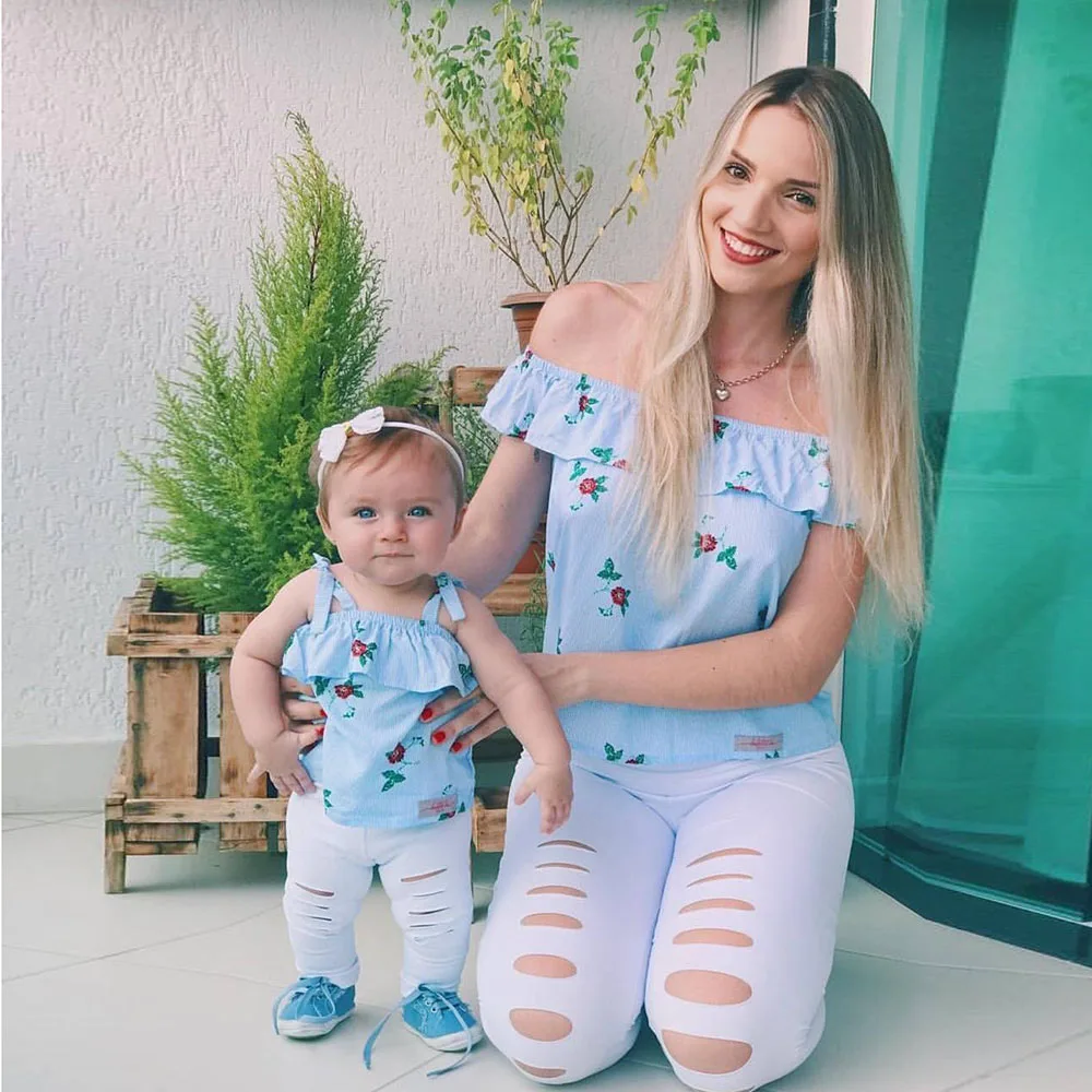 

NASHAKAITE Off Shoulder Top Mommy and Kids Summer Blue Print Slash Neck Strapless Family t shirt Ladies Tops Baby Girls Top