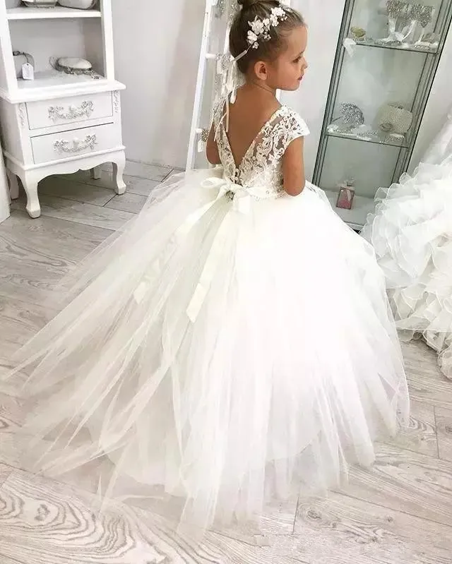 lovely-tutu-skirt-flower-girls-dresse-for-wedding-backless-lace-appliqued-first-cummunion-dresses-free-shipping.webp (2)_