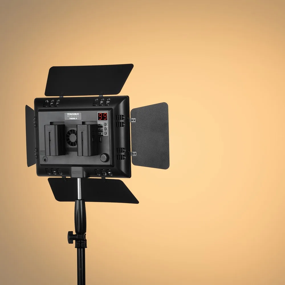 YONGNUO-YN600L-II-YN600-II-600-LED-Video-Light-Panel-with-AC-Power-Adapter-3200-5500K (4)
