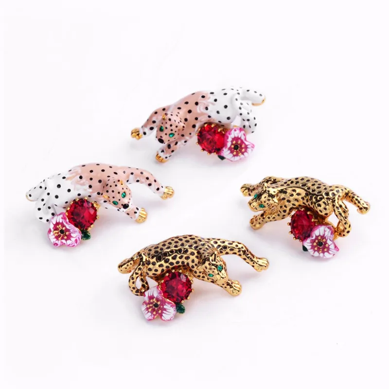 Warmhome Lovely Jewelry Enamel Glaze Copper Trendy Fashion Leopard Gem For Women Clip Earrings