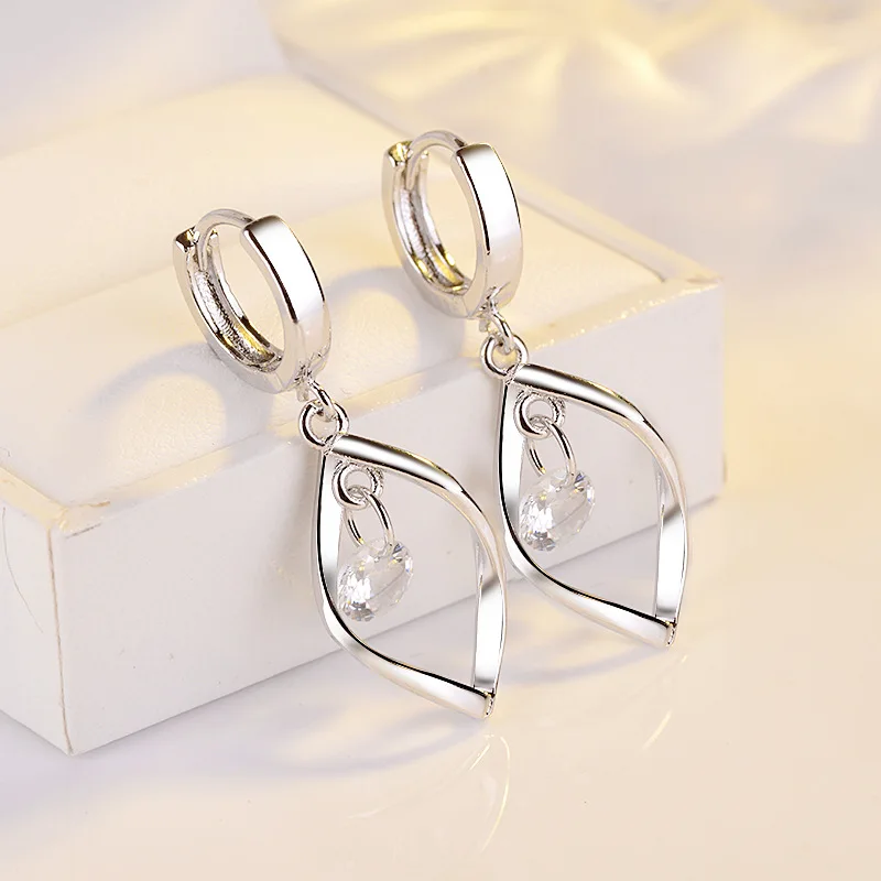 

Double Fair Simple Elegant Spiral Cubic Zirconia White Gold Color Drop Earring Feast Party Gift For Women Fashion Jewelry KBE468