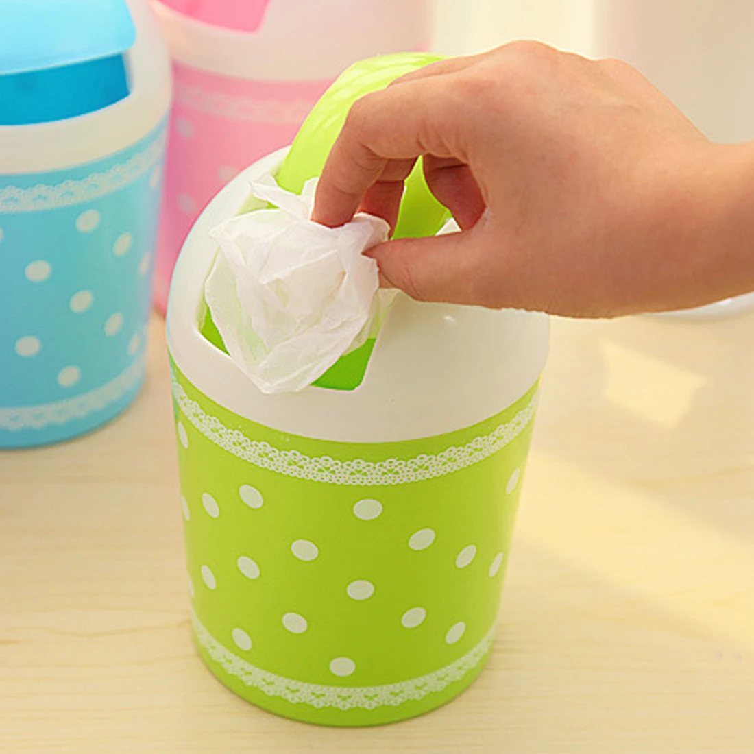 

Mini Waste Bin Desktop Garbage Basket Table Home Trash Can Roll Swing With Lid for Home Office