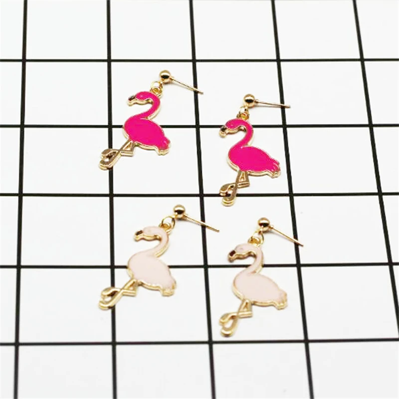 

8SEASONS 2018 Fashion Handmade Flamingo Earrings for Women Gold Pink Fuchsia Color Animal Earring Hanging Jewelry Trendy 1 Pair