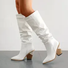 Модные сапоги до колена со складками; цвет черный, белый; женские высокие сапоги из искусственной кожи на танкетке и высоком каблуке; осенне-зимняя обувь с острым носком из плюша