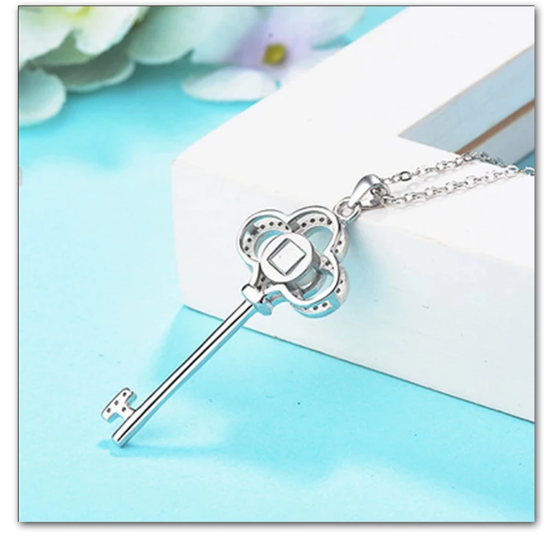 100-language-i-love-you-key-pendant-necklace_07