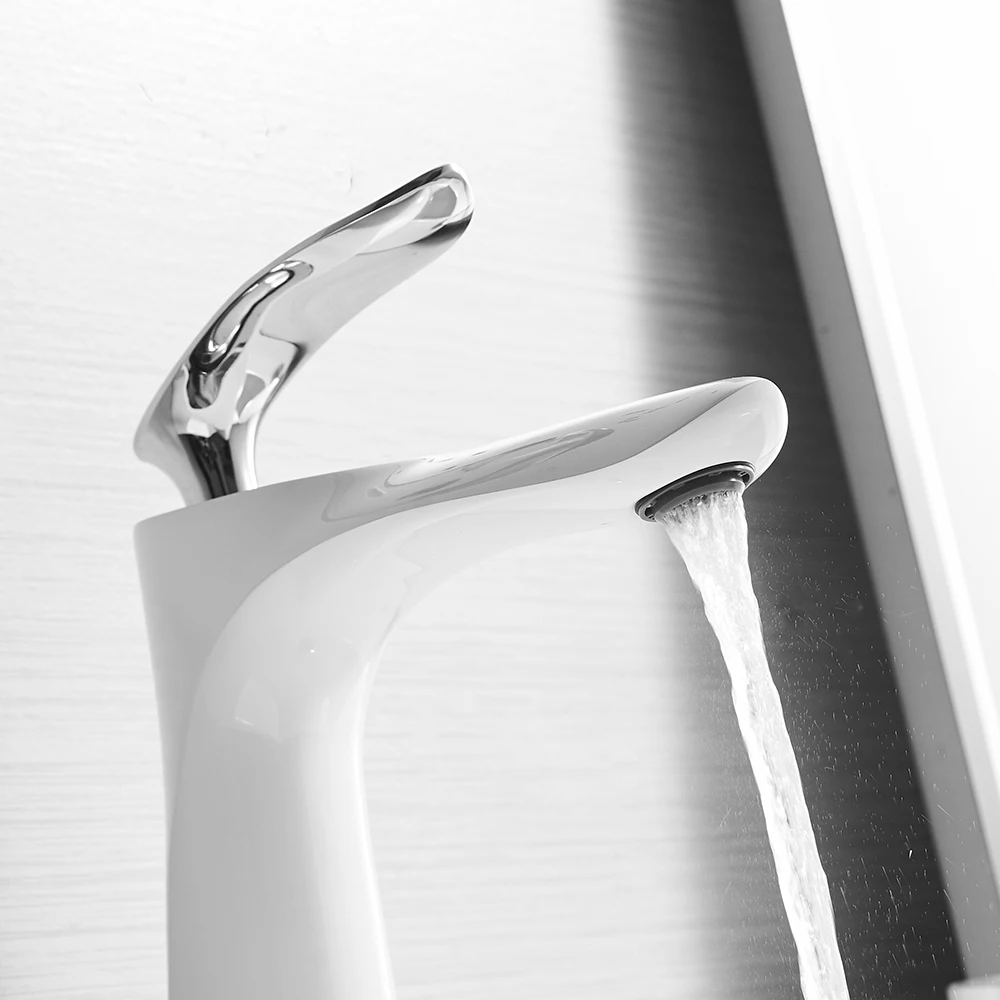 Basin Faucets Elegant Gold Bathroom Faucet Hot and