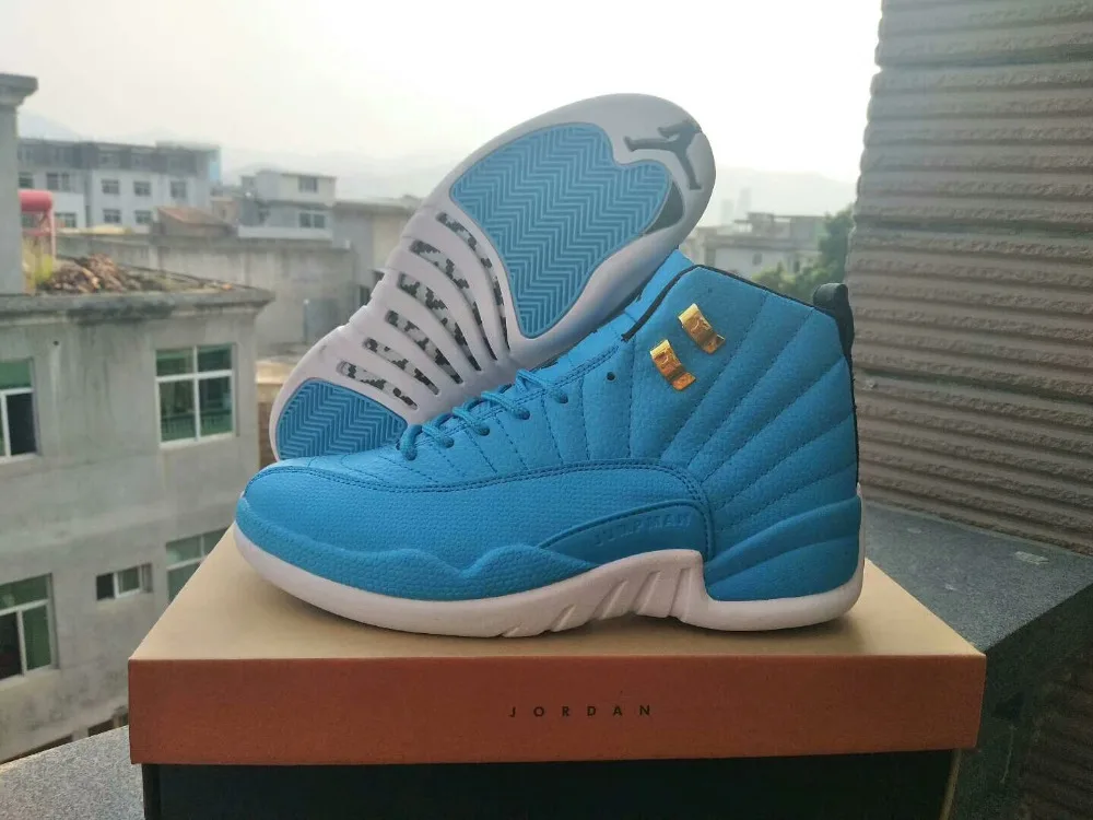 

Free shipping Jordan Air Retro 12 Men Basketball shoes Rosso Corsa Crack Flights Speed Athletic Outdoor Sport Sneakers 40-47