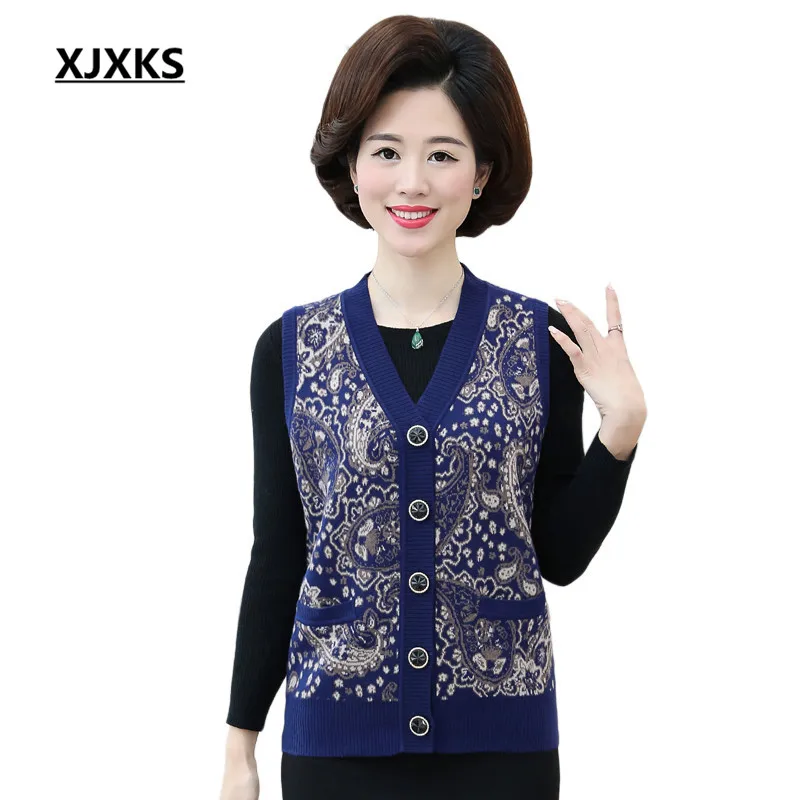 

XJXKS Middle Aged Women Sweater Sleeveless Oversized Female Cardigan Crocheted Fashion Outerwear Vest Coat 8073
