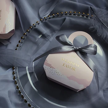 

2019 New Europe Style Gift Box Party Candy Box Sweet Chocolate Boxes Wedding Favors Decor Table Centerpieces Storage Cases Decor