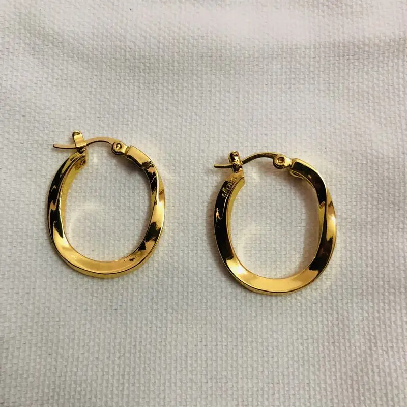 

New 2018 European and American minimalist twist geometric brass retro minimalist personality earrings