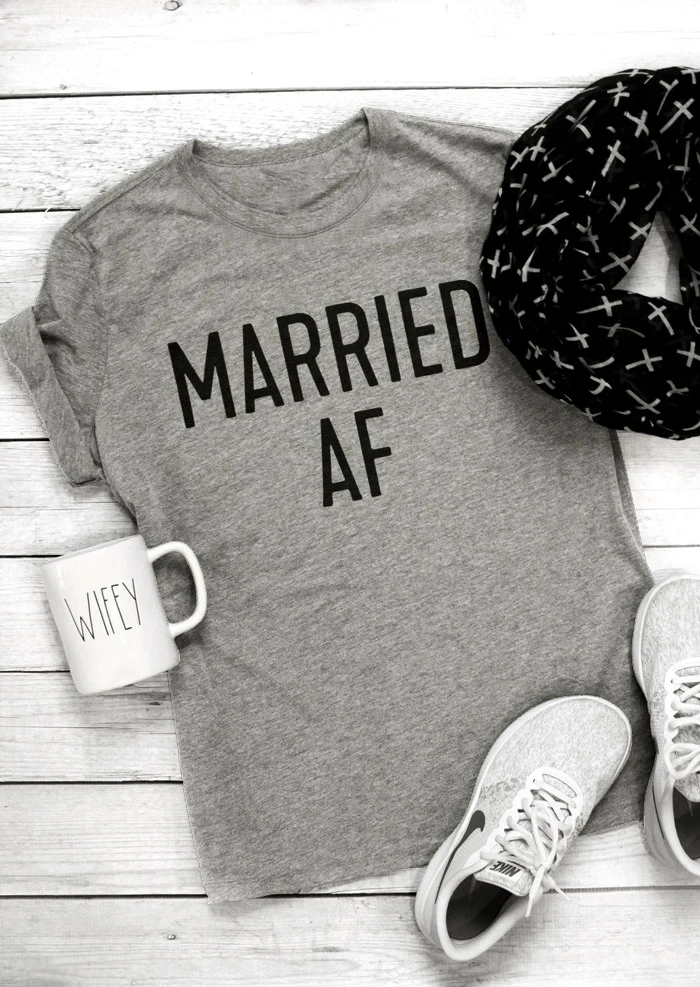 Married AF O-Neck Short Sleeve T-Shirt