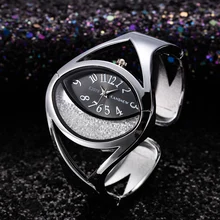 Reloj de pulsera con diamantes de imitación para mujer, cronógrafo de lujo, color blanco y plateado, creativo, novedad de 2021
