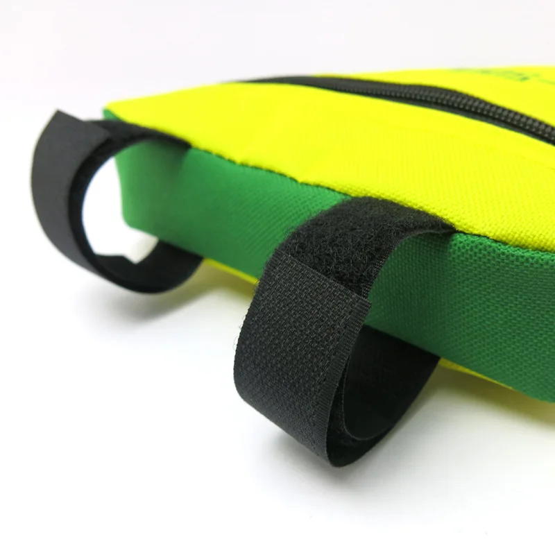 2799946418_360459040