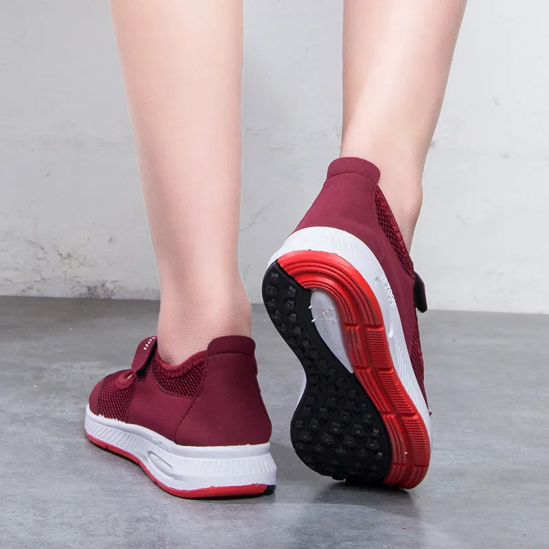 Дешевая женская спортивная легкая обувь; летние дышащие мокасины на плоской подошве для беременных женщин; женские кроссовки