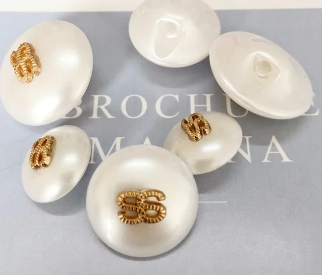 

10 pieces New High grade pearl gold SS metal jacket buttons shirt Sweater button Decorations Accessories 21mm Free shipping