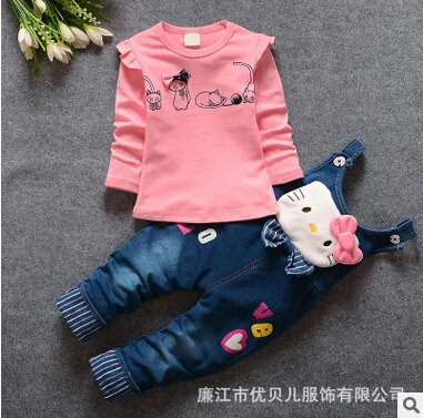 

2016 autumn new girls Hello Kitty children clothing suit ,girls cottom t-shirt+Cowboy pants suit, baby girls clothes / in stock