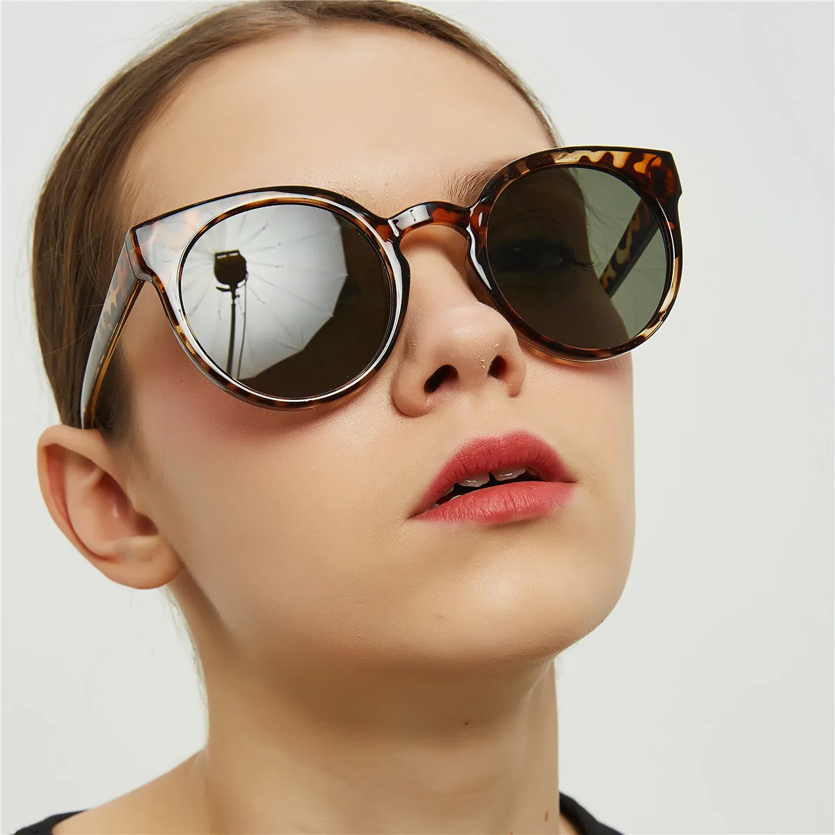 Женские круглые солнцезащитные очки, летние, с защитой от ультрафиолета, леопардовые, солнцезащитные очки, Ретро стиль, большие солнцезащитные очки