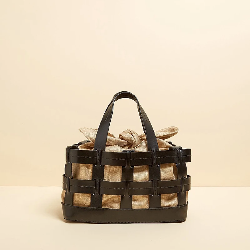 

2018 Famous Brand Fashion Luxury Women Leather Handbags Hollow Out Casual Tote Bag New String Shoulder Bags For Young Girls