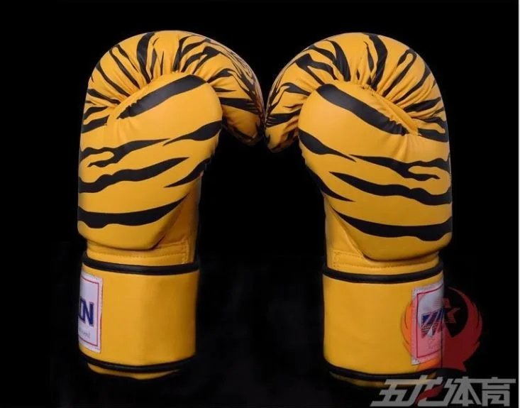 

WOLON senior PU leather sanda / kickboxing / boxing gloves with yellow or white tiger patterns / 10oz(71~91Kg) Free shipping