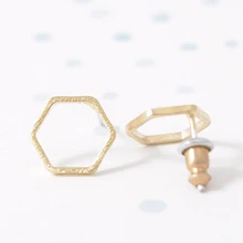 Yiustar маленькая матовая поверхность шестигранные серьги шпильки геометрической формы серьги для женщин серьги амулеты Свадебные обручальные ювелирные изделия