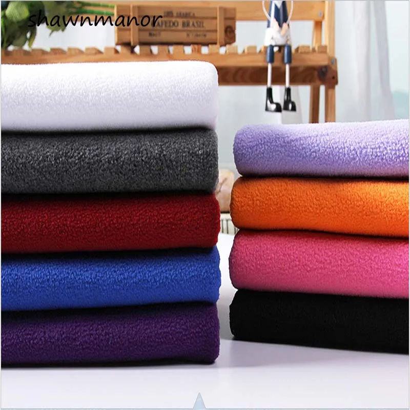 покрывало из флиса. флис ткань. флис для дома. флисовое одеяло. полярный флис ткань.