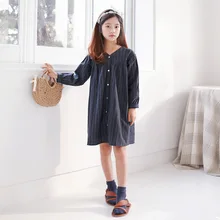 Брендовое платье для маленьких девочек Новинка года, хлопковое льняное детское Повседневное платье в полоску детское весеннее платье с v-образным вырезом одежда для мамы и ребенка#3969