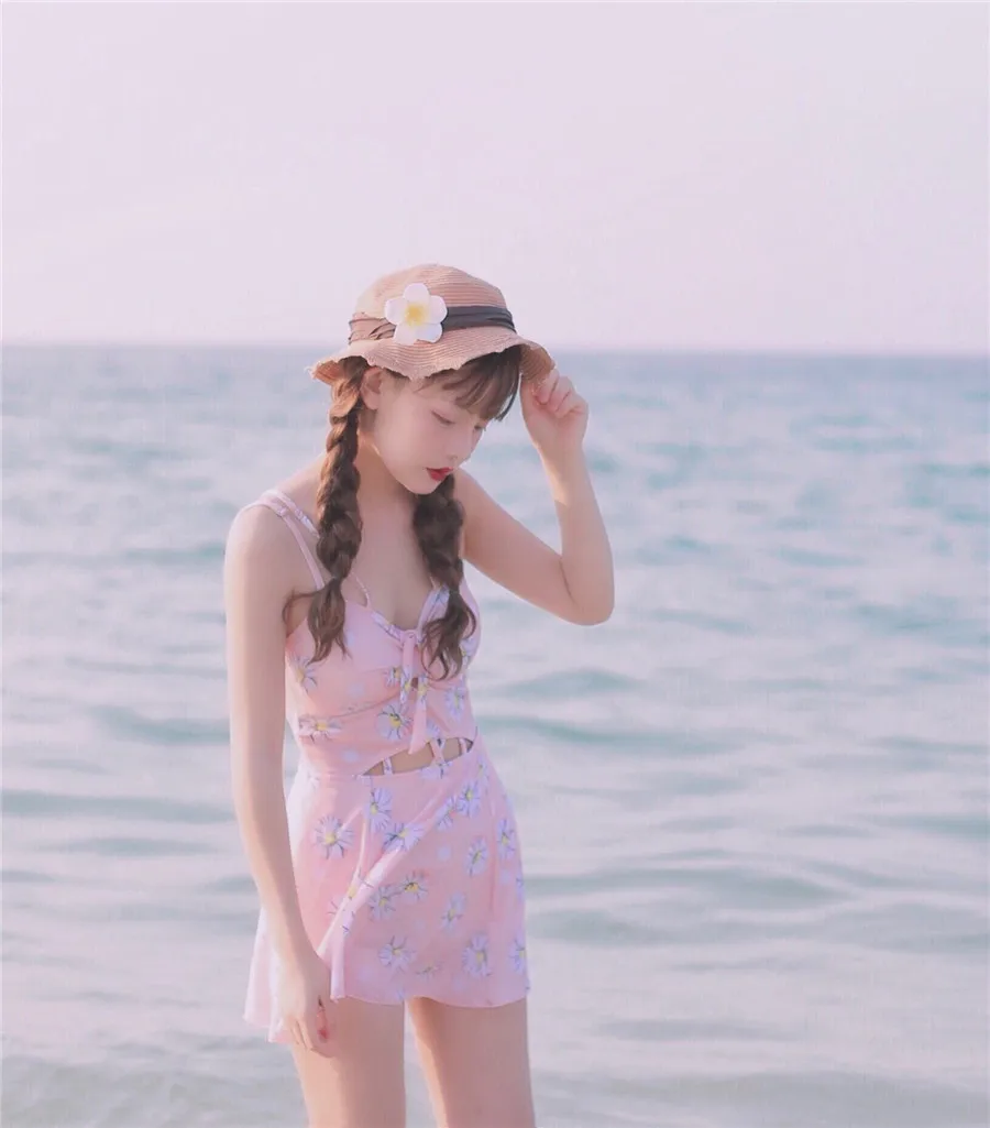 The Latest Fashion Style Kawaii Girl One Piece Swimsuit Hollow Out Flowers Printed Sexy Beach Wear Bodycon Slim Women Swimwear7