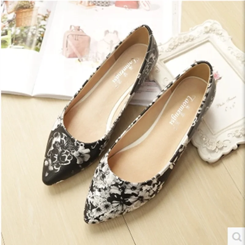 

Lady Winersweet Printed floral Plus size (4-12) Spike Platform Shallow Ponted toe Prenant Women Italian Shoes & bag set on Flats