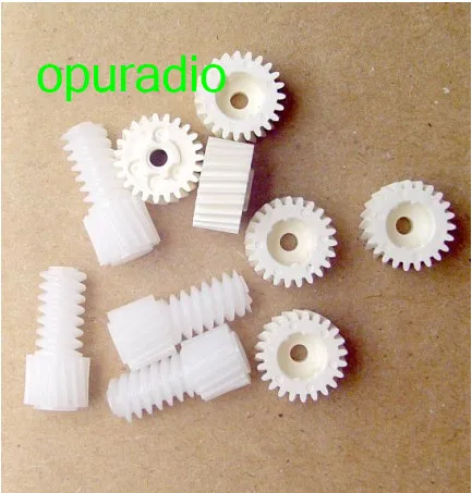 clarion 6 cd gear.