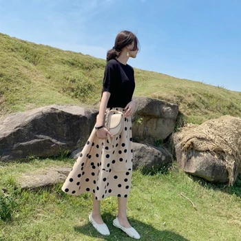 

Spring Summer Women Sets Clothes O-neck Black Short Sleeves Tops Mid-calf Polka Dot Skirts Casual 2 Piece Set Women Brief
