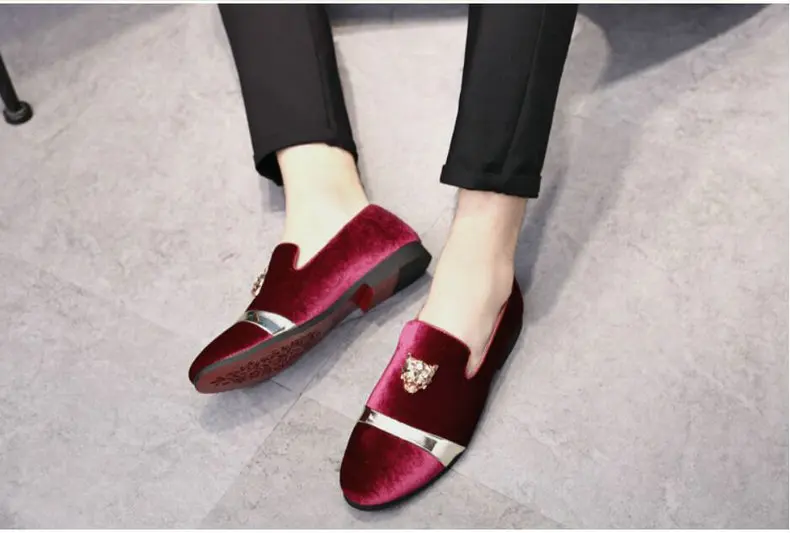  Men's Casual Shoes Moccasins Mens Shoes Casuals Mens Shoes Casual Slip On White Slip-On Men Loafers Men Loafers Velvet Big Size (1)