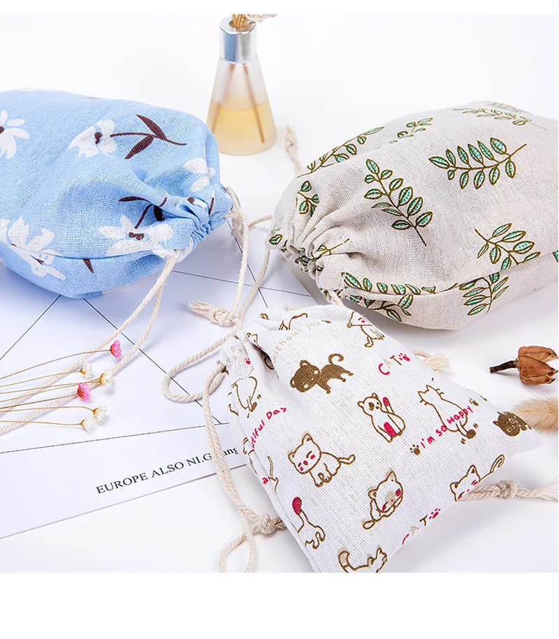 

Square Linen Storage Bag Drawstring Tote Storage Bag Organizer Bag for Underwear Shoe Container Travel Storage